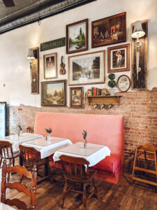 Second Breakfast Bistro & Tea House