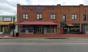The Mason Bar & Gril