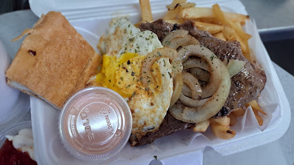 Roxi’s Caribbean flavor