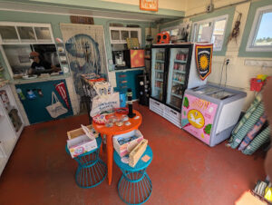 Sun Shine Shack Orient Beach