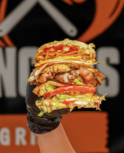 Pinchos food truck 2