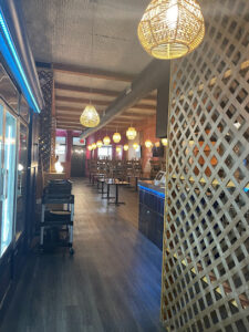 king & queen cantina