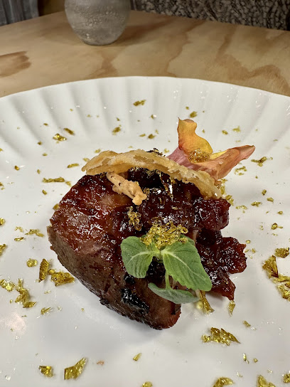 HELYX Sourdough Restaurant + Wine Bar