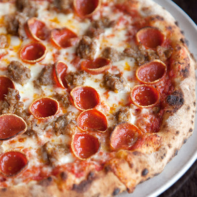 Pizzeria Lola @ Indeed Brewing Co