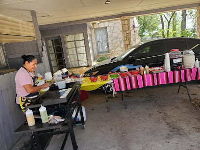 Reyna’s Food Service